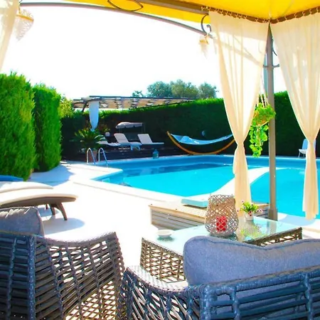 Villa Dea Vakantiehuis *